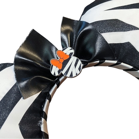 Disney | Halloween Themed Minnie Mouse Ears- Mummy Inspired - Picture 2 of 3